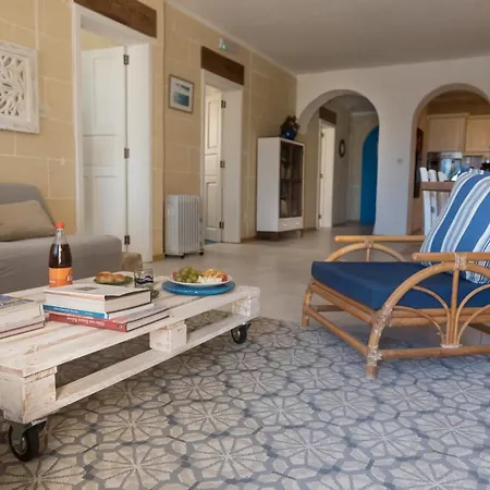 Dar Ta'gajdoru W/terrace-180° Country View Cste1-1 Il-Pergla