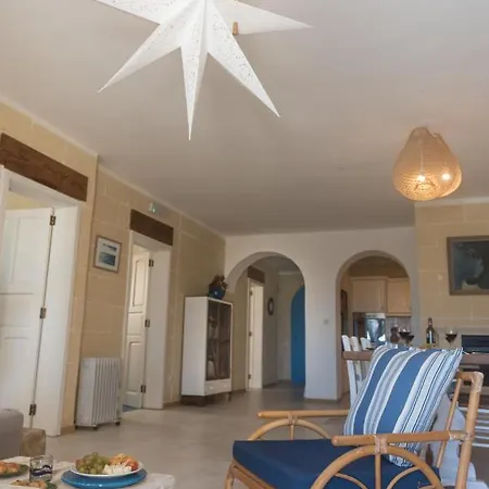 Dar Ta'gajdoru W/terrace-180° Country View Cste1-1 * Il-Pergla